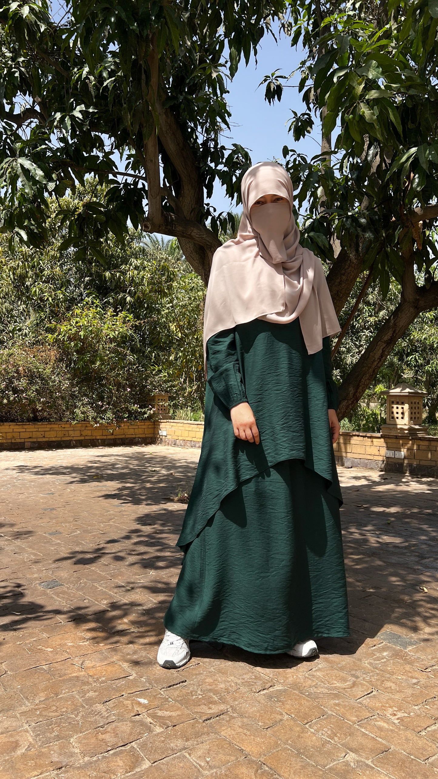 Zahra set in Green