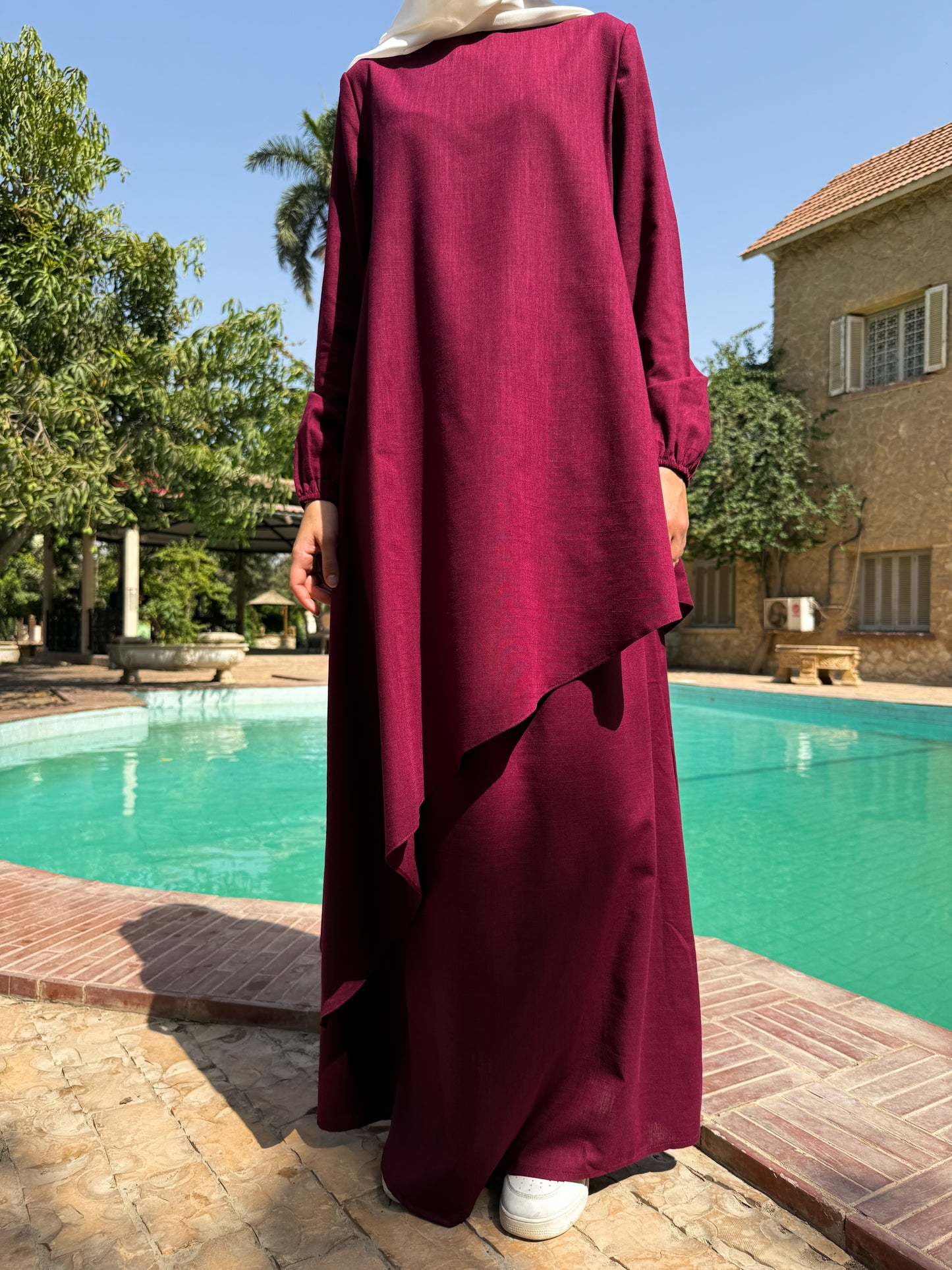 Dora asymmetrical set in Burgundy