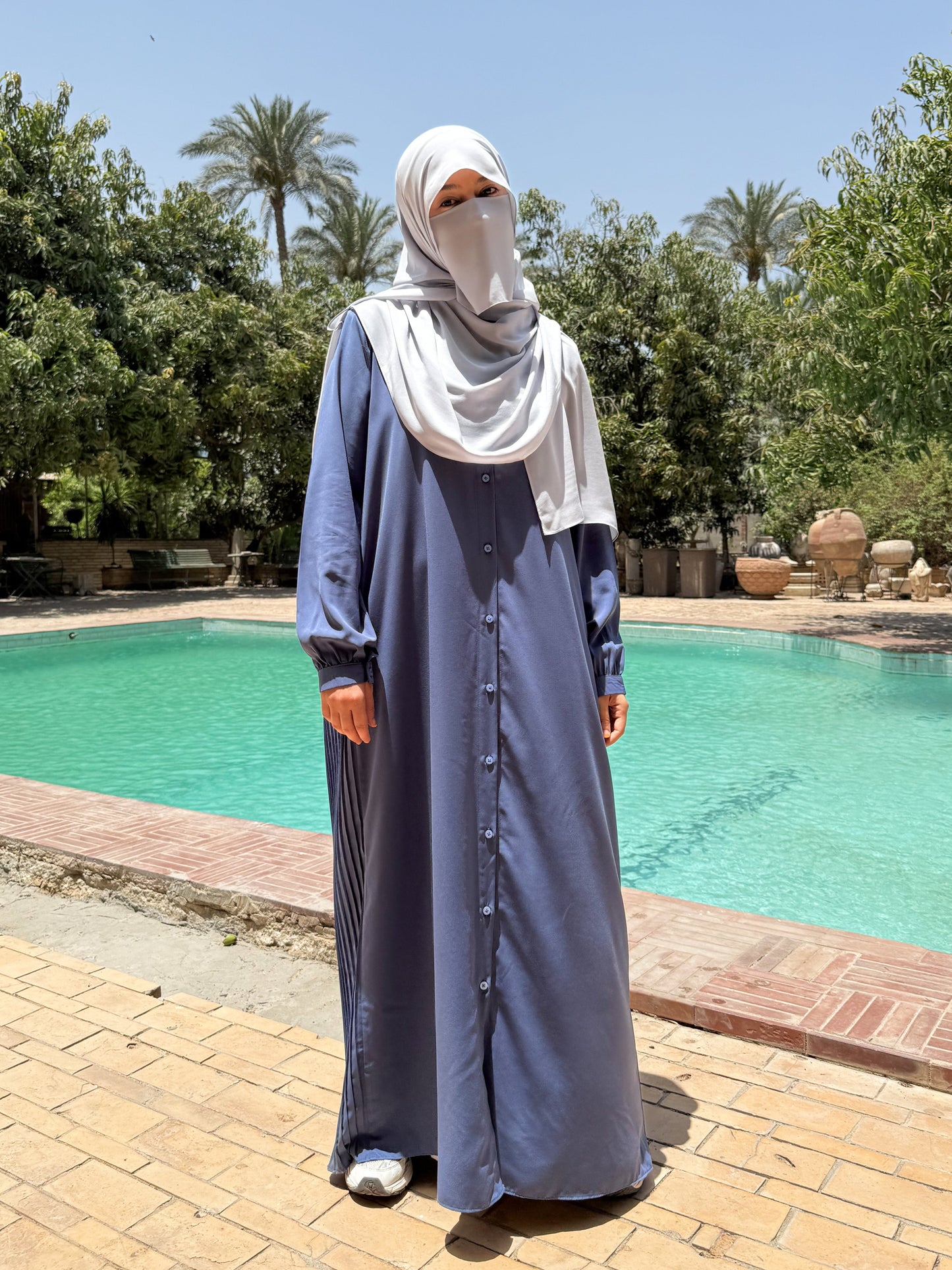 The Back pleated shirt dress in Blue