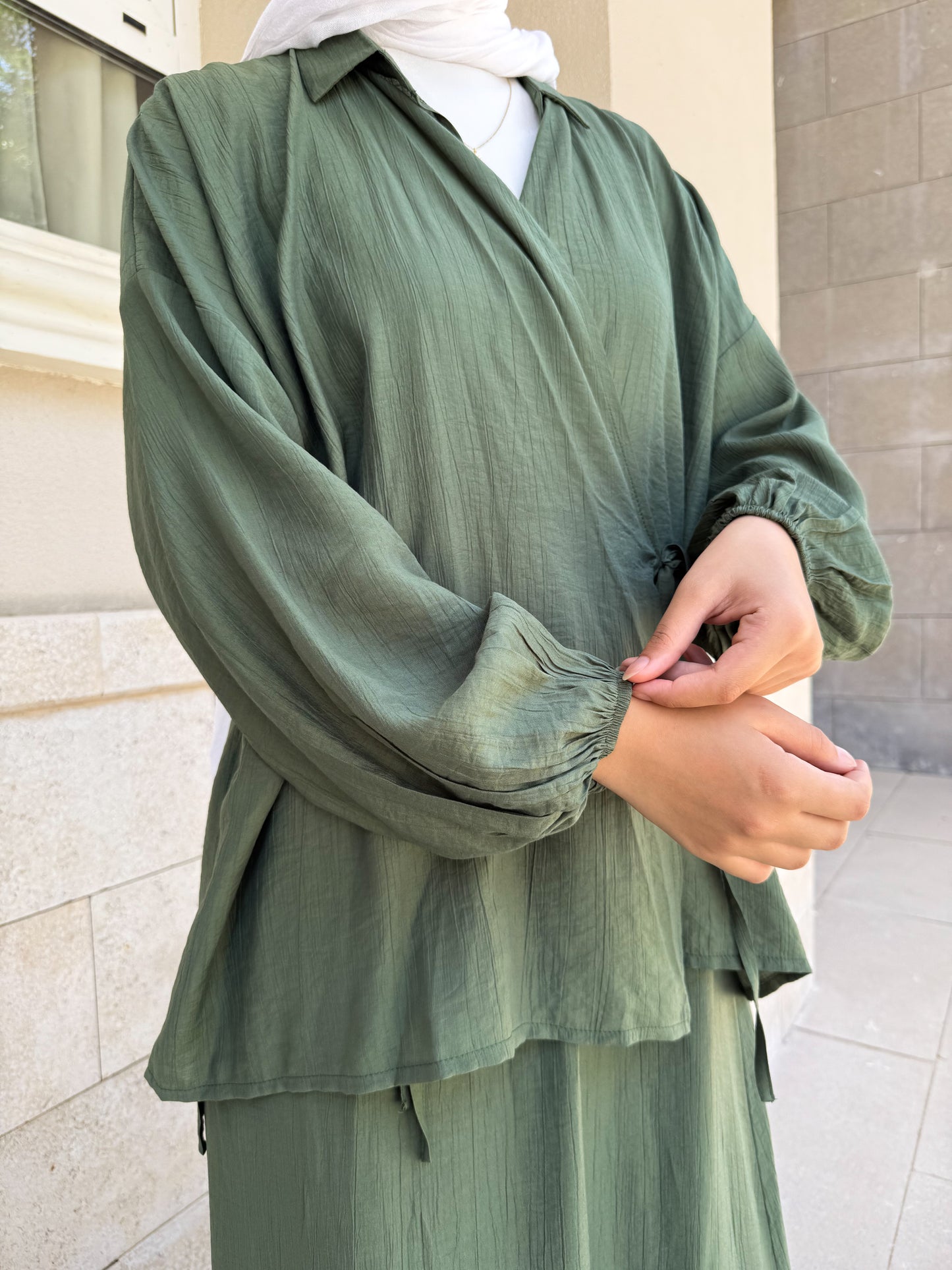 Zumra Crinkle Set in Olive