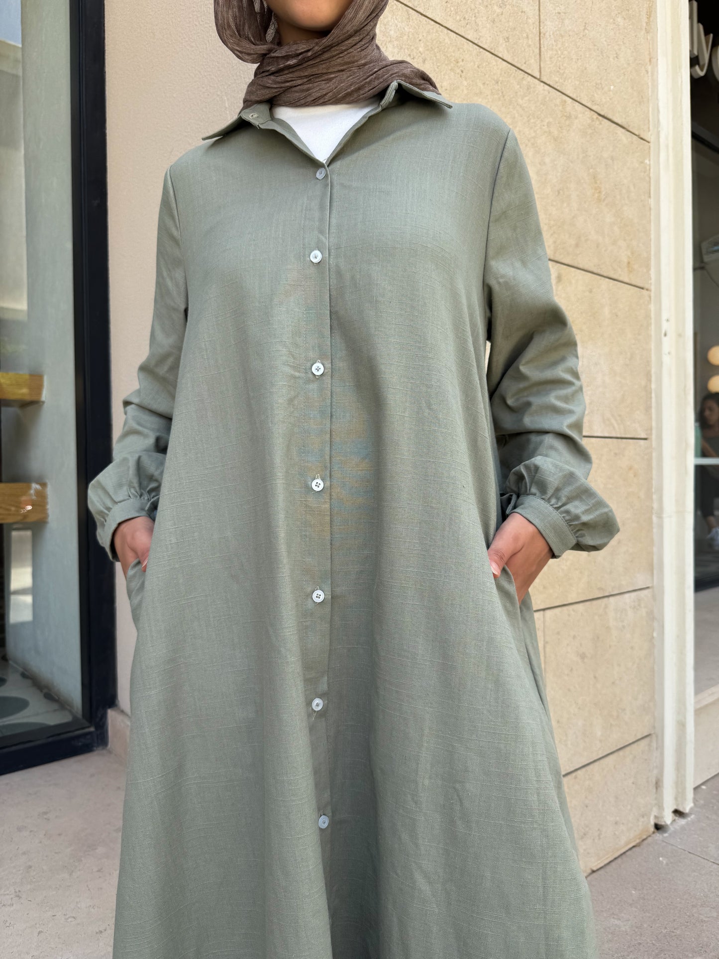 Aira Linen Shirt in Olive