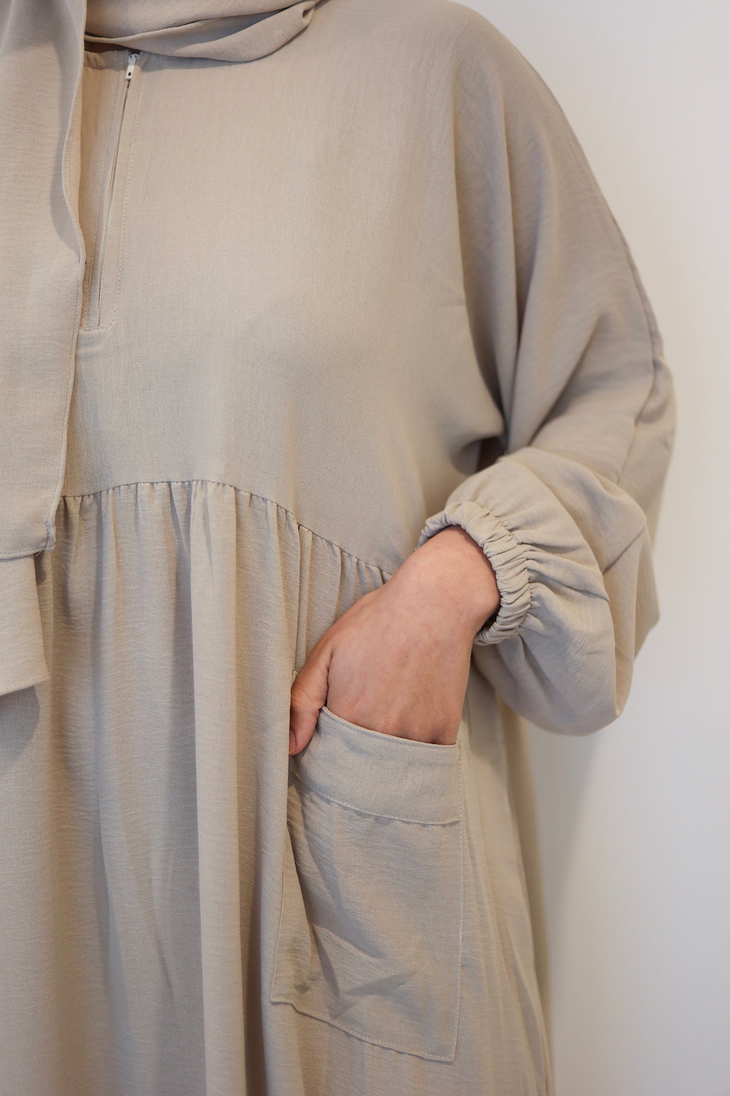 Ruya Beige Prayer Isdal