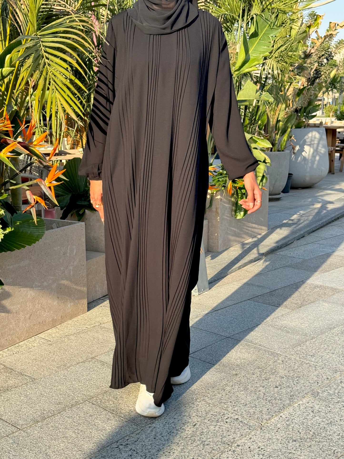 Split Pleated Abaya