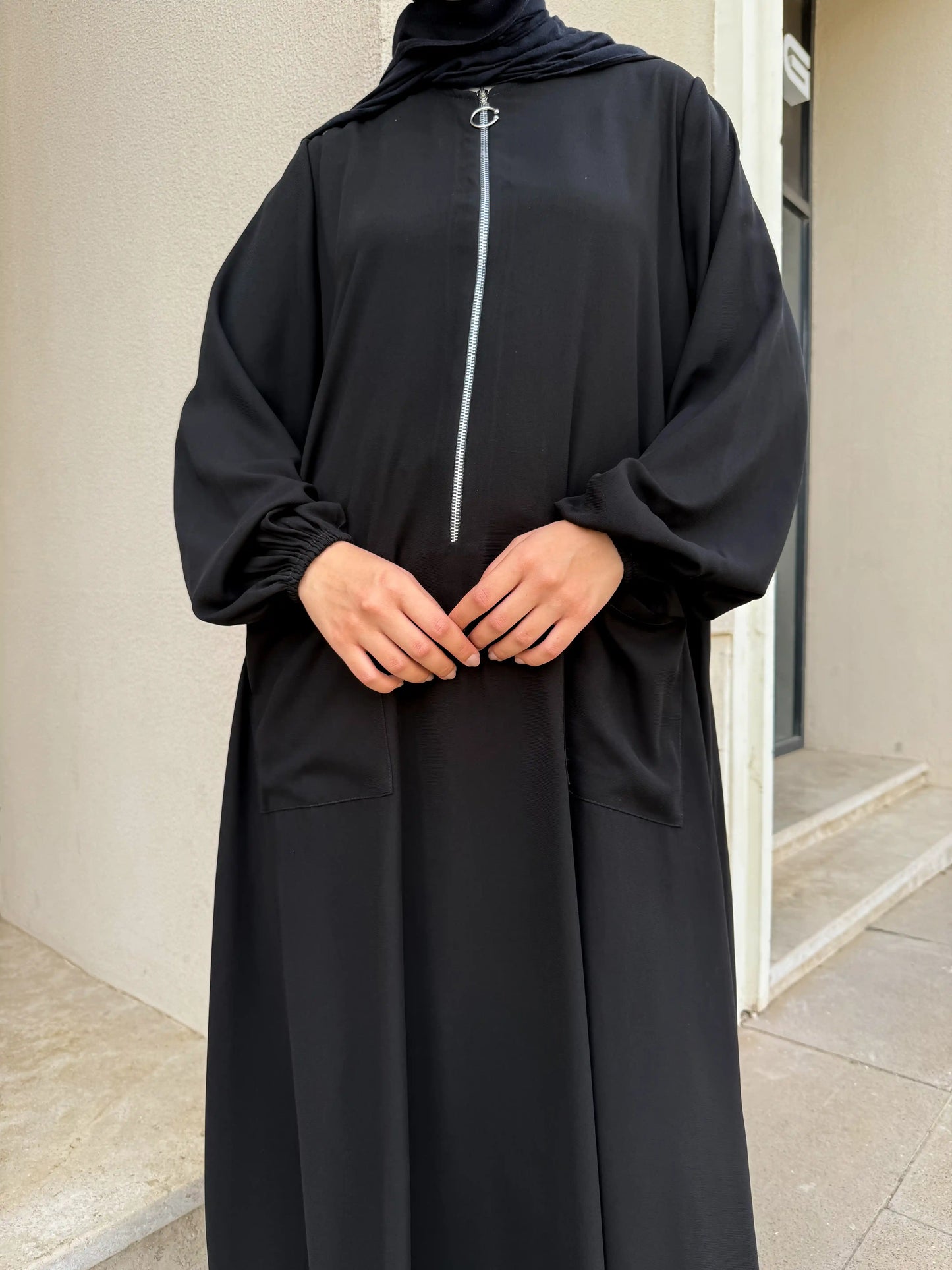 Sidra Black Zipper Abaya