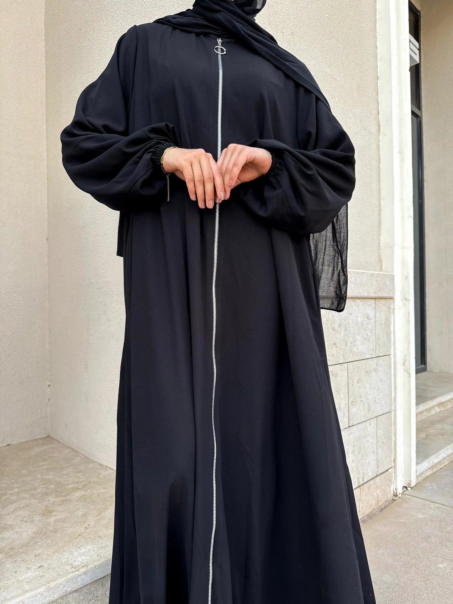 Zipper Abaya