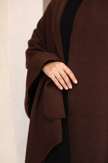 The Knitted Scarf in Brown