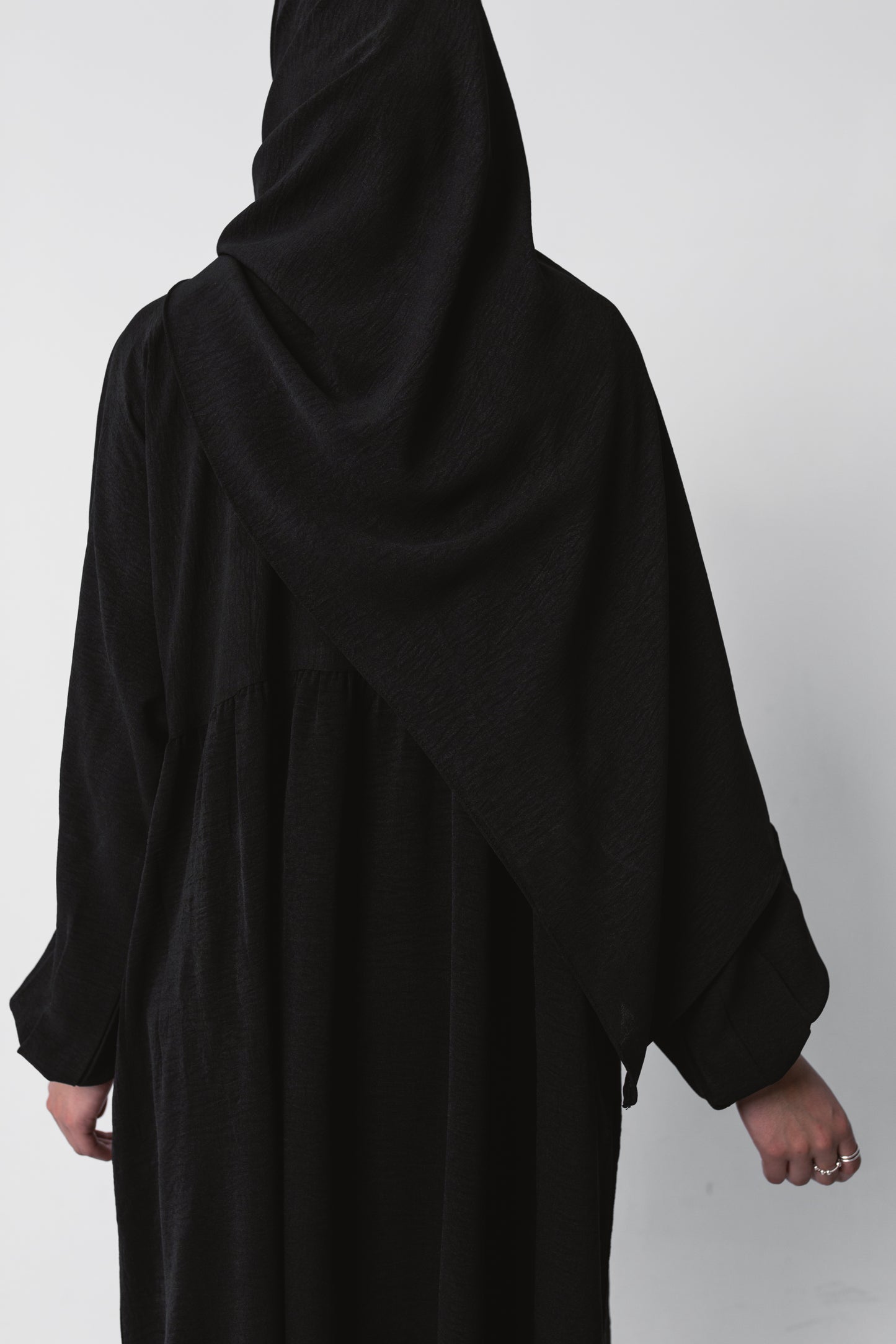 Plain Black Isdal