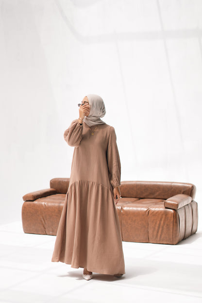 The Nyla Dress in Caffe