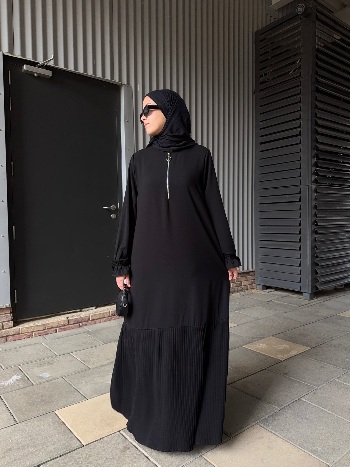 Bottom Pleated Abaya
