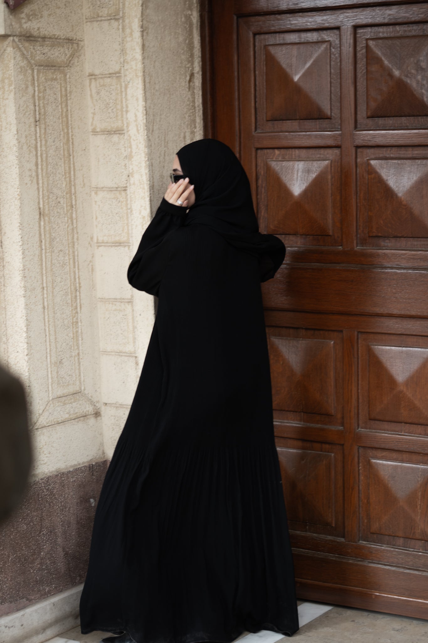 Fully Pleated Buttoned Abaya