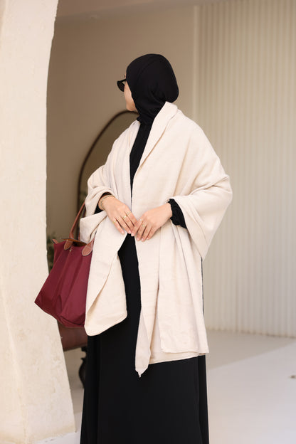 The Knitted Scarf in Beige