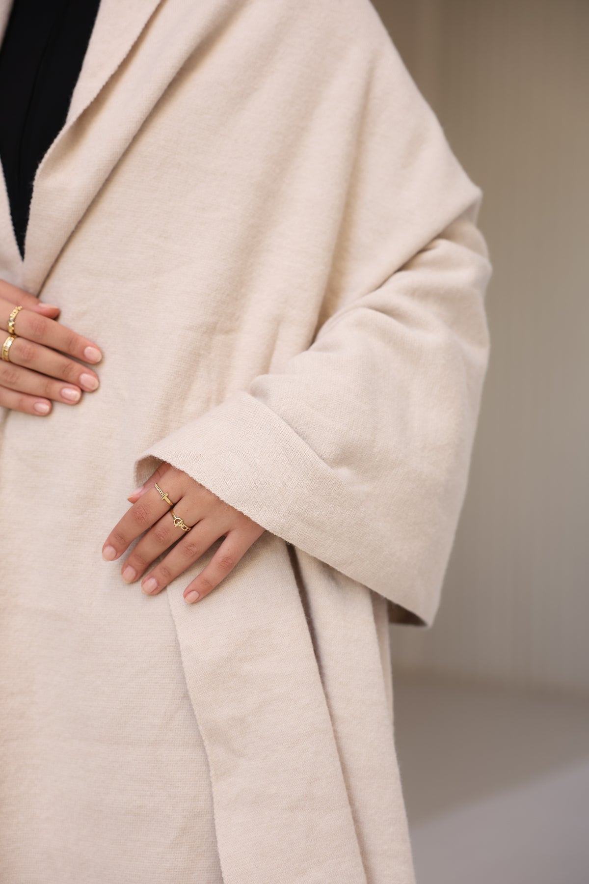 The Knitted Scarf in Beige