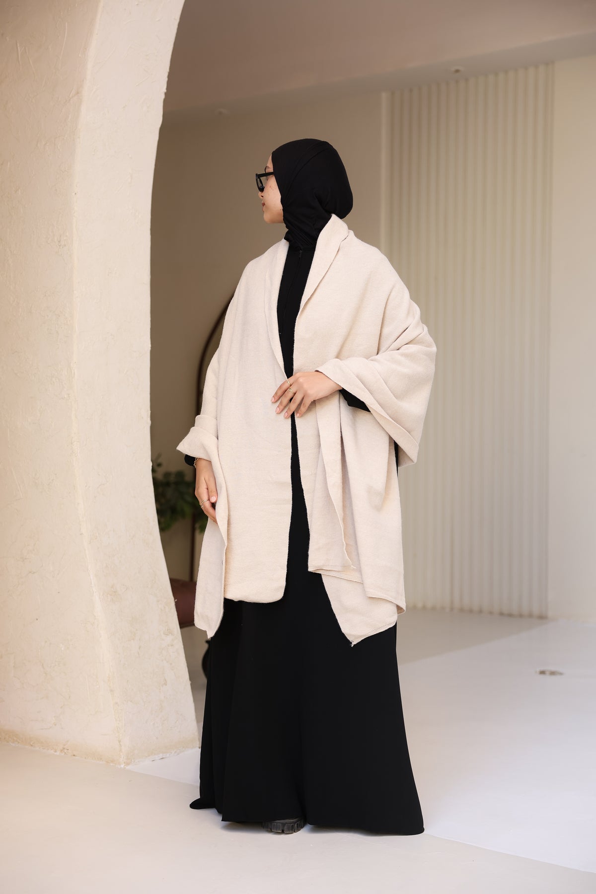 The Knitted Scarf in Beige