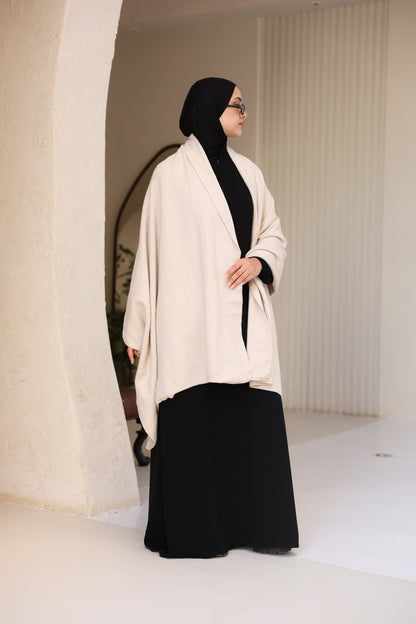 The Knitted Scarf in Beige