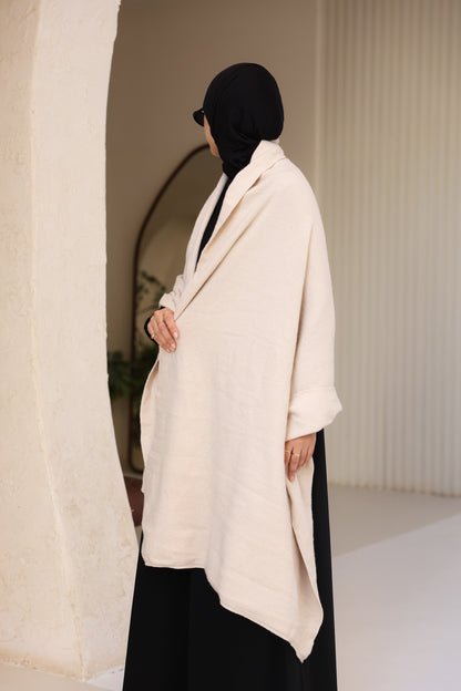 The Knitted Scarf in Beige