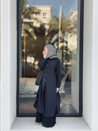The Pure Linen Shirt in Black