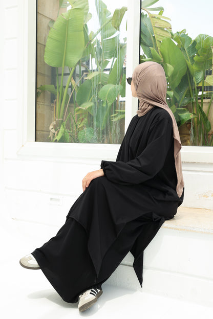 The Long Cotton Shirt in Black