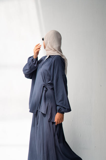 The Marjan Set in Navy Blue