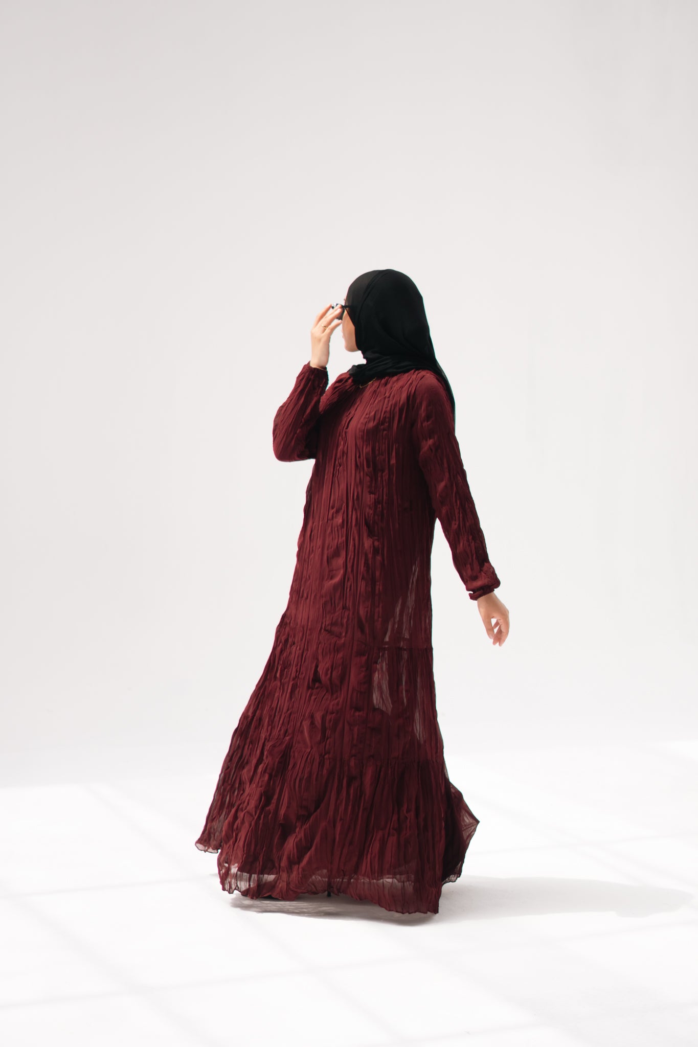 Asia Crushed Dress in dark burgundy
