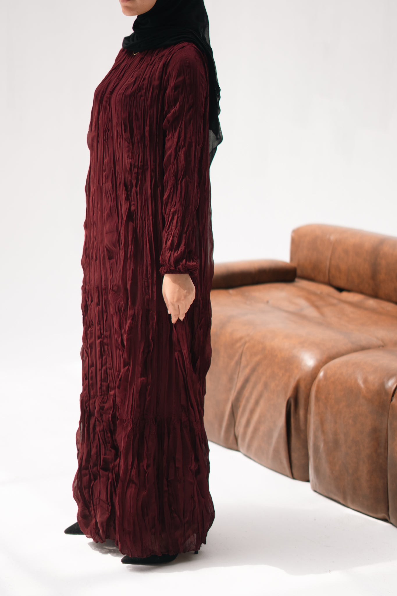 Asia Crushed Dress in dark burgundy