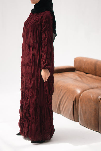 Asia Crushed Dress in dark burgundy