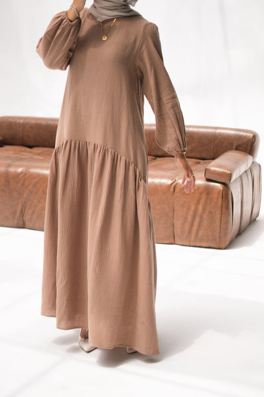 The Nyla Dress in Caffe