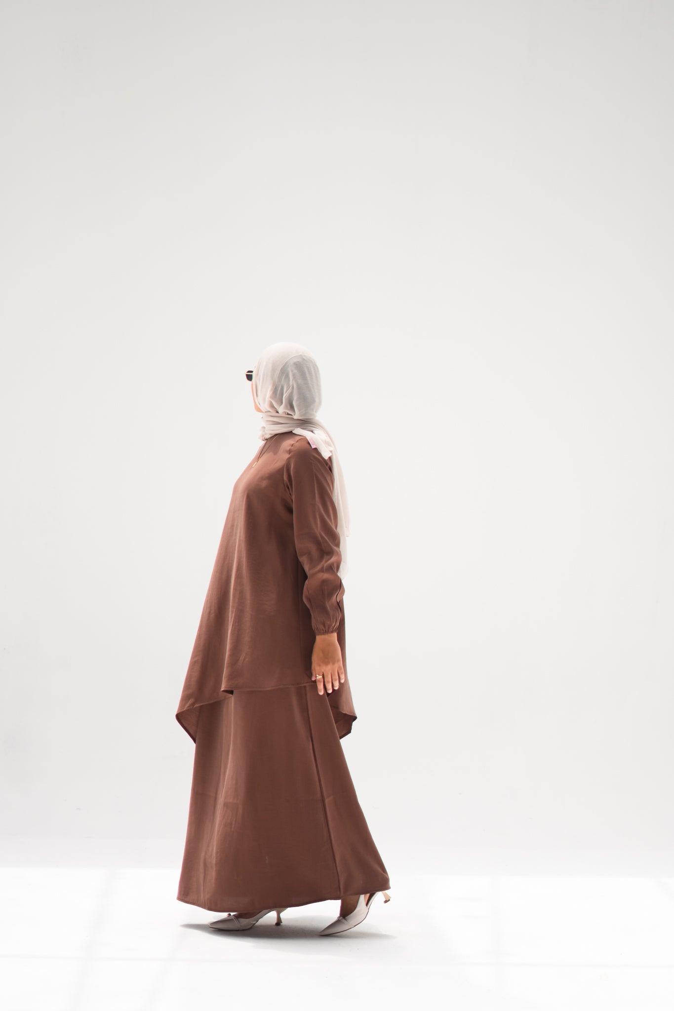 The Asymmetrical Set in Light Brown