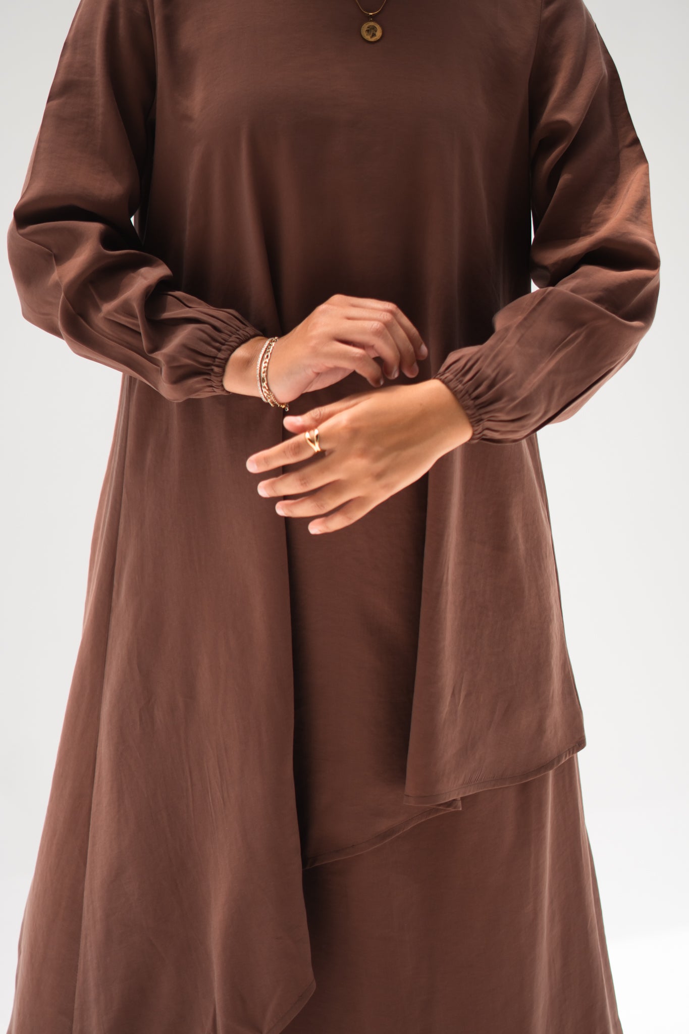 The Asymmetrical Set in Light Brown