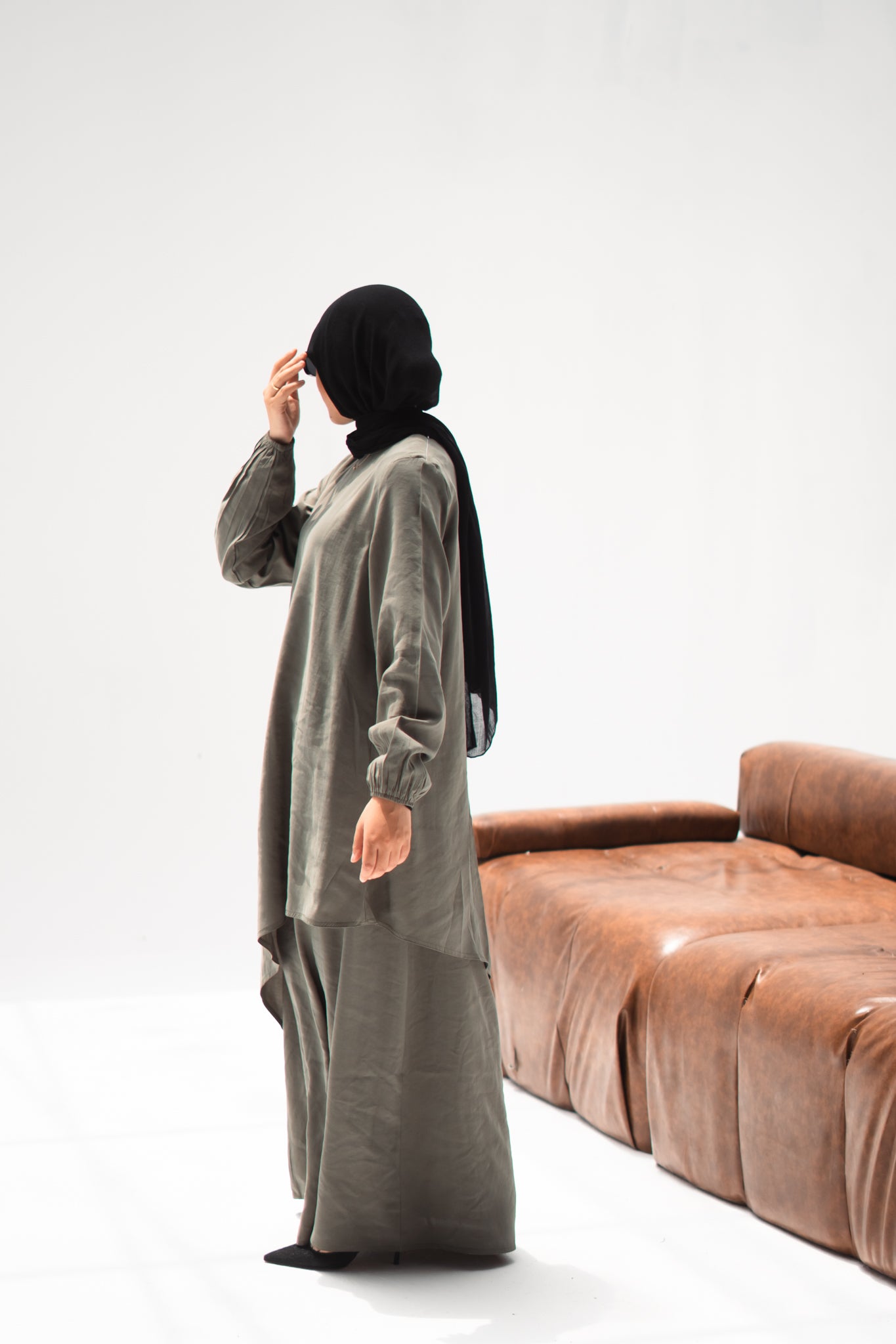 The Asymmetrical Set in Olive