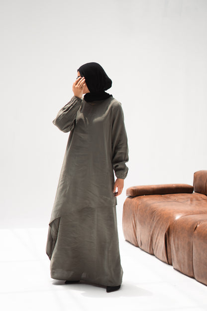 The Asymmetrical Set in Olive