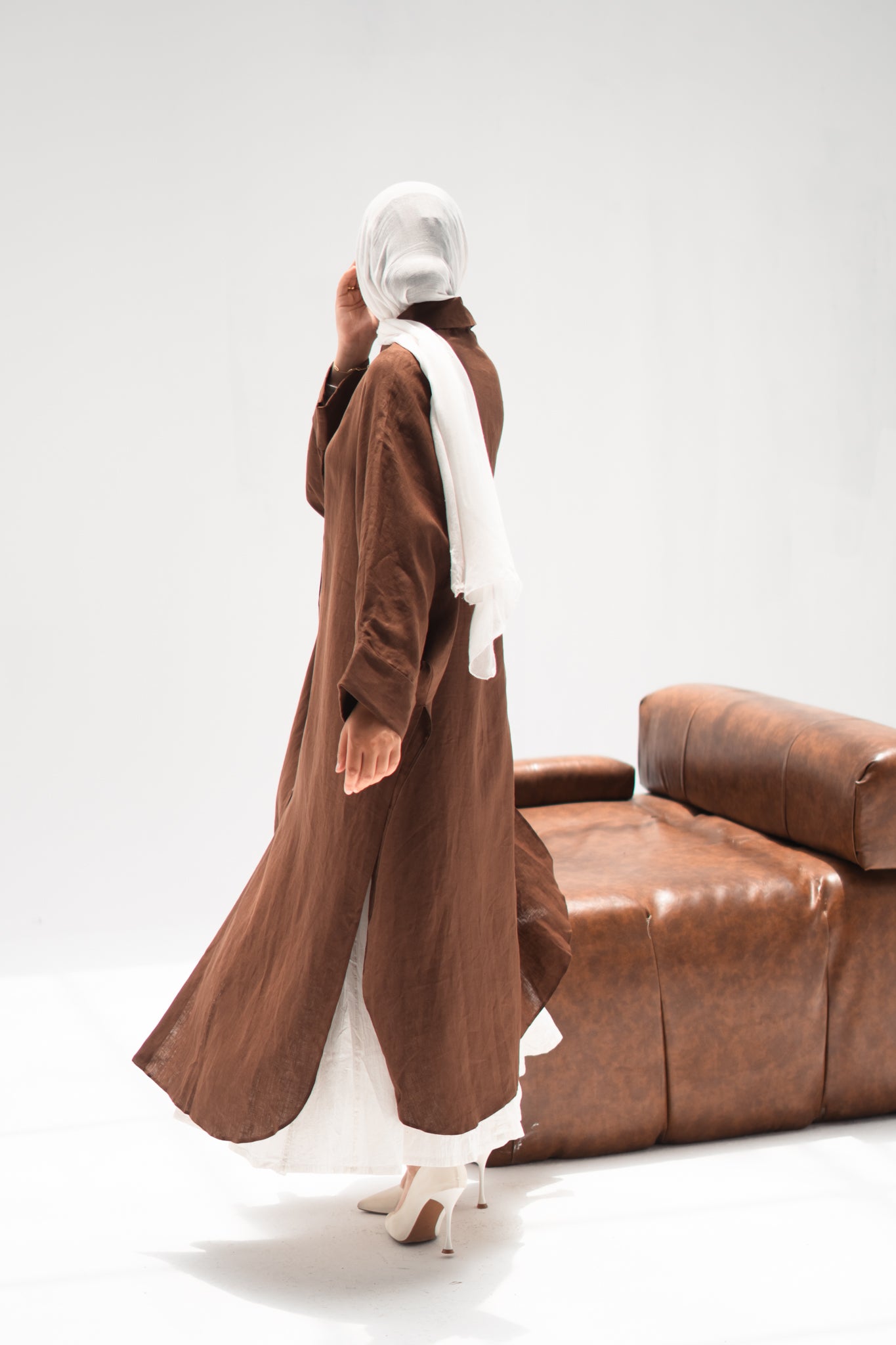 The Pure Linen Shirt in Brown