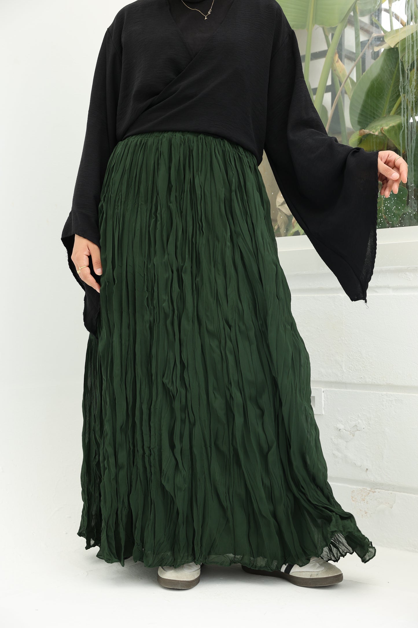 The Crushed Skirt in Olive