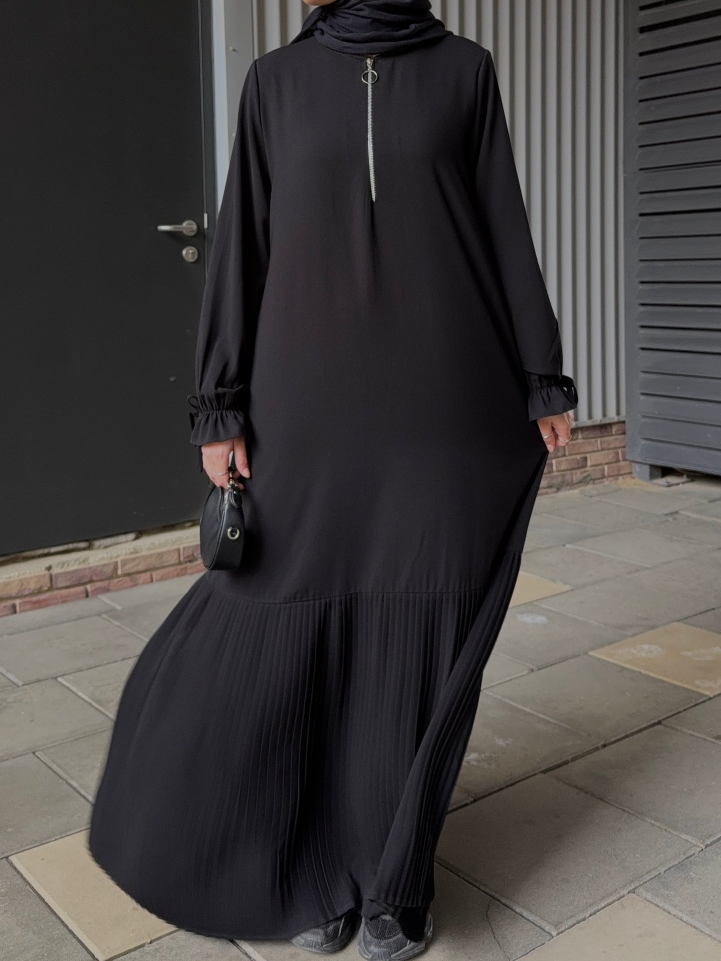 Bottom Pleated Abaya
