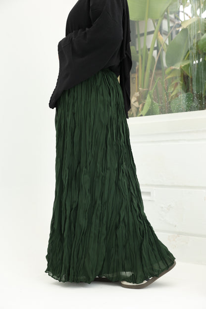 The Crushed Skirt in Olive