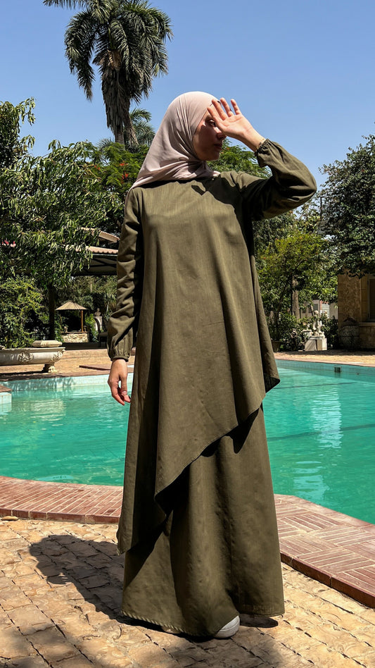 Dora asymmetrical set in Olive