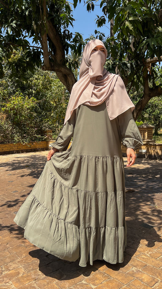 Shafaq Dress in Olive