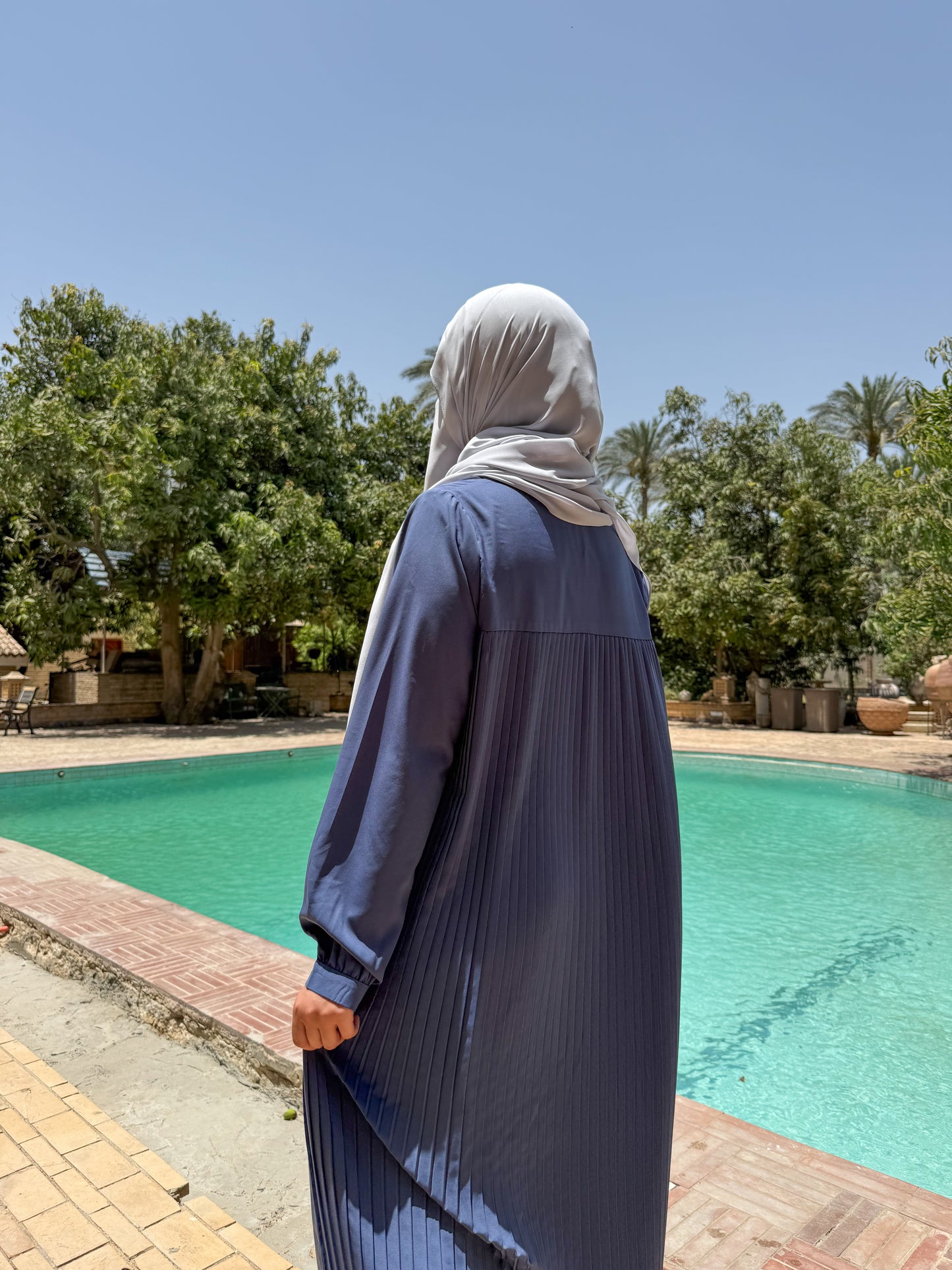 The Back pleated shirt dress in Blue