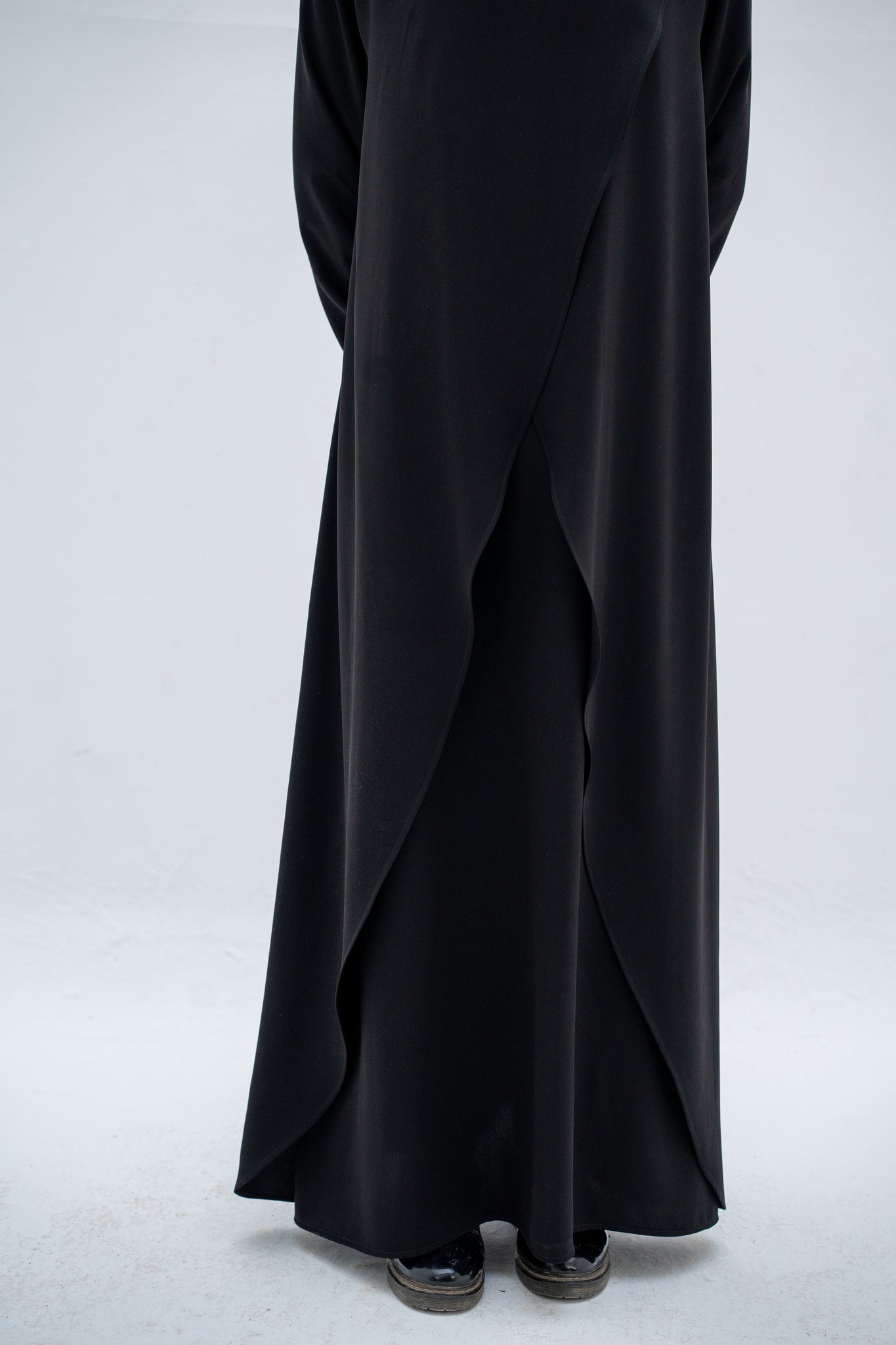 Cross Abaya