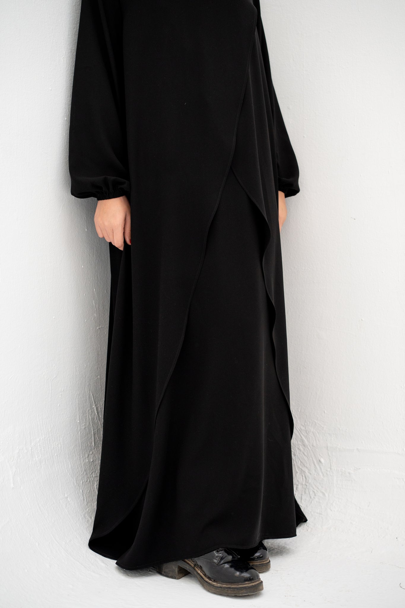 Cross Abaya