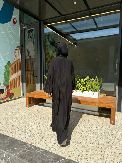 Chemise Back Pleated Abaya