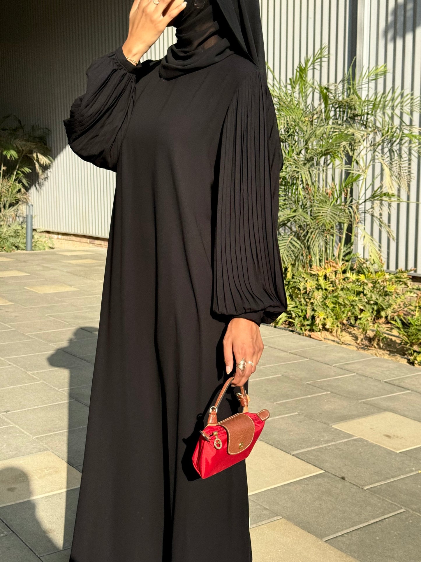 Pleated Sleeve Abaya