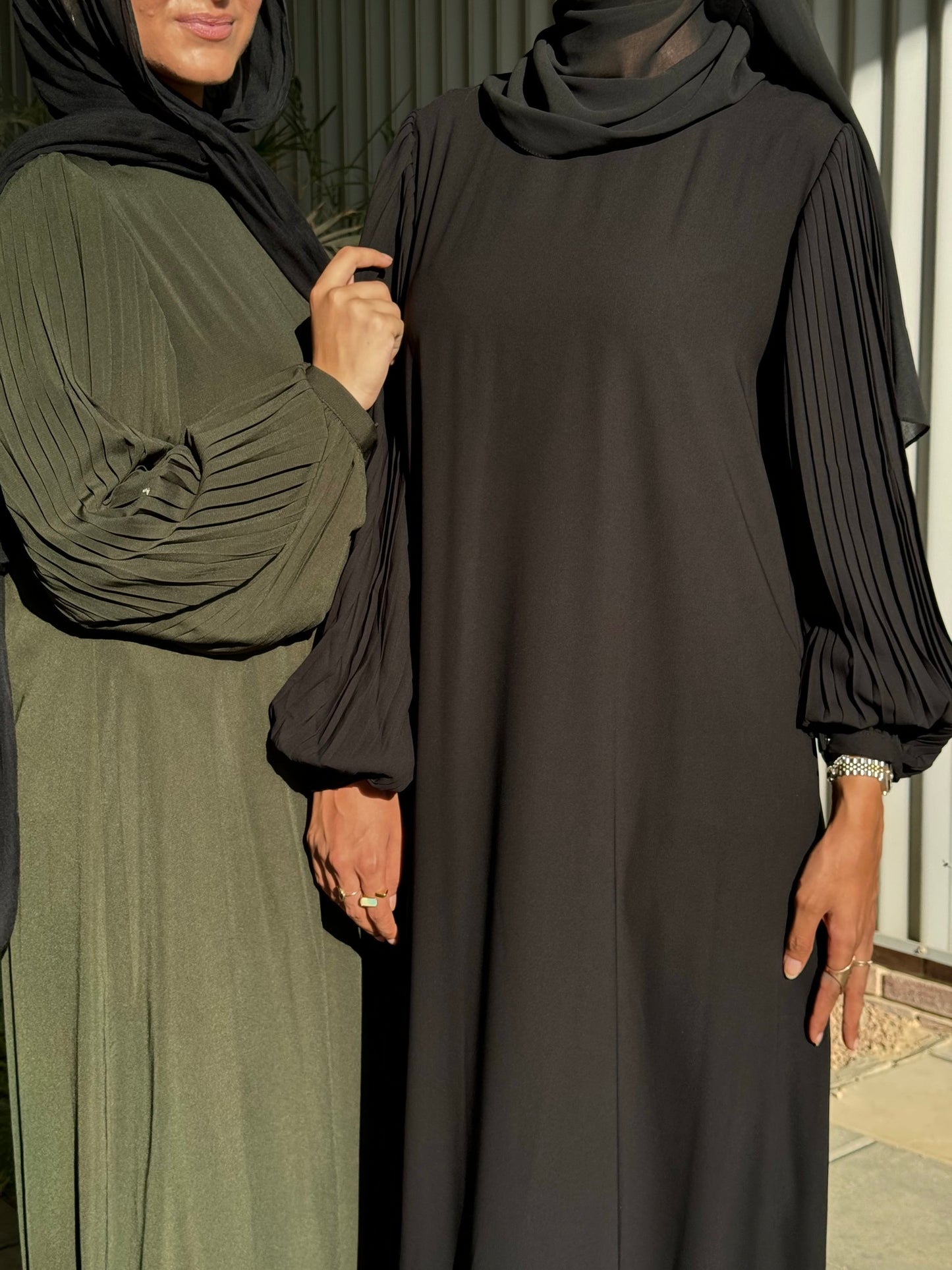 Pleated Sleeve Abaya