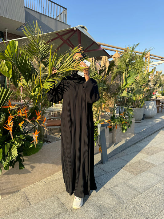 Split Pleated Abaya