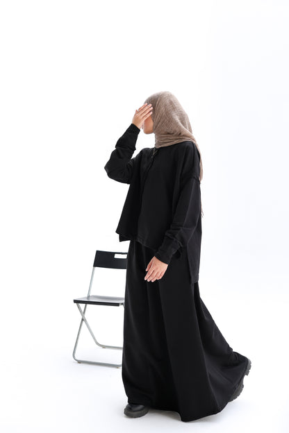 Naila Milton Set in Black